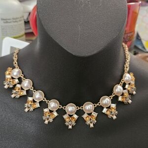 Forever 21 Gold and Pearl Statement Necklace
